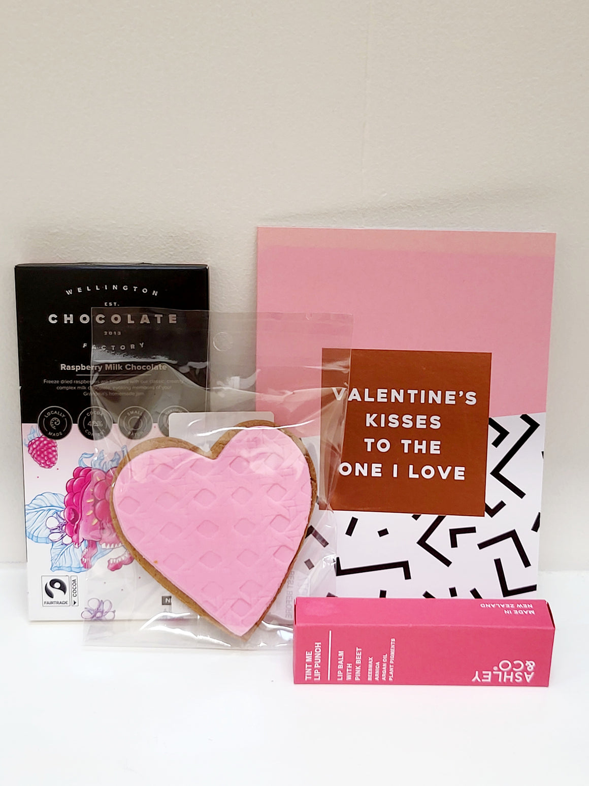 Valentine's Kisses To The One I Love Gift Pack